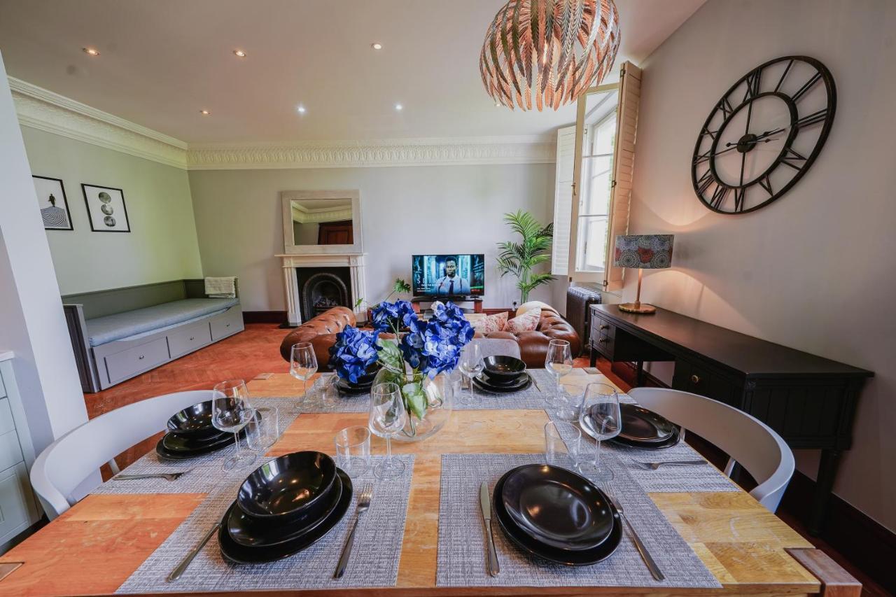 Classic Paddington 2-Bedroom Apartment ลอนดอน ภายนอก รูปภาพ