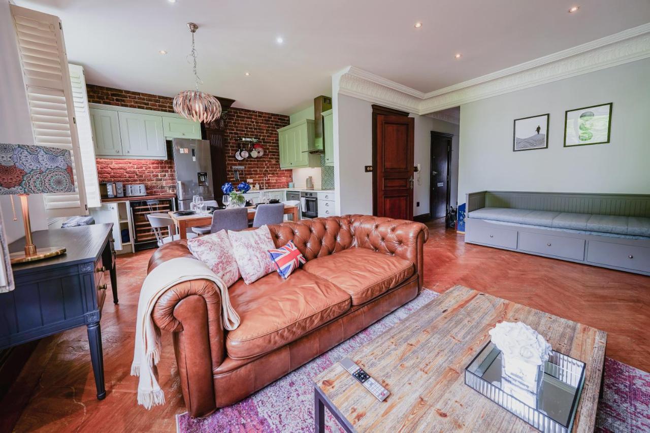 Classic Paddington 2-Bedroom Apartment ลอนดอน ภายนอก รูปภาพ