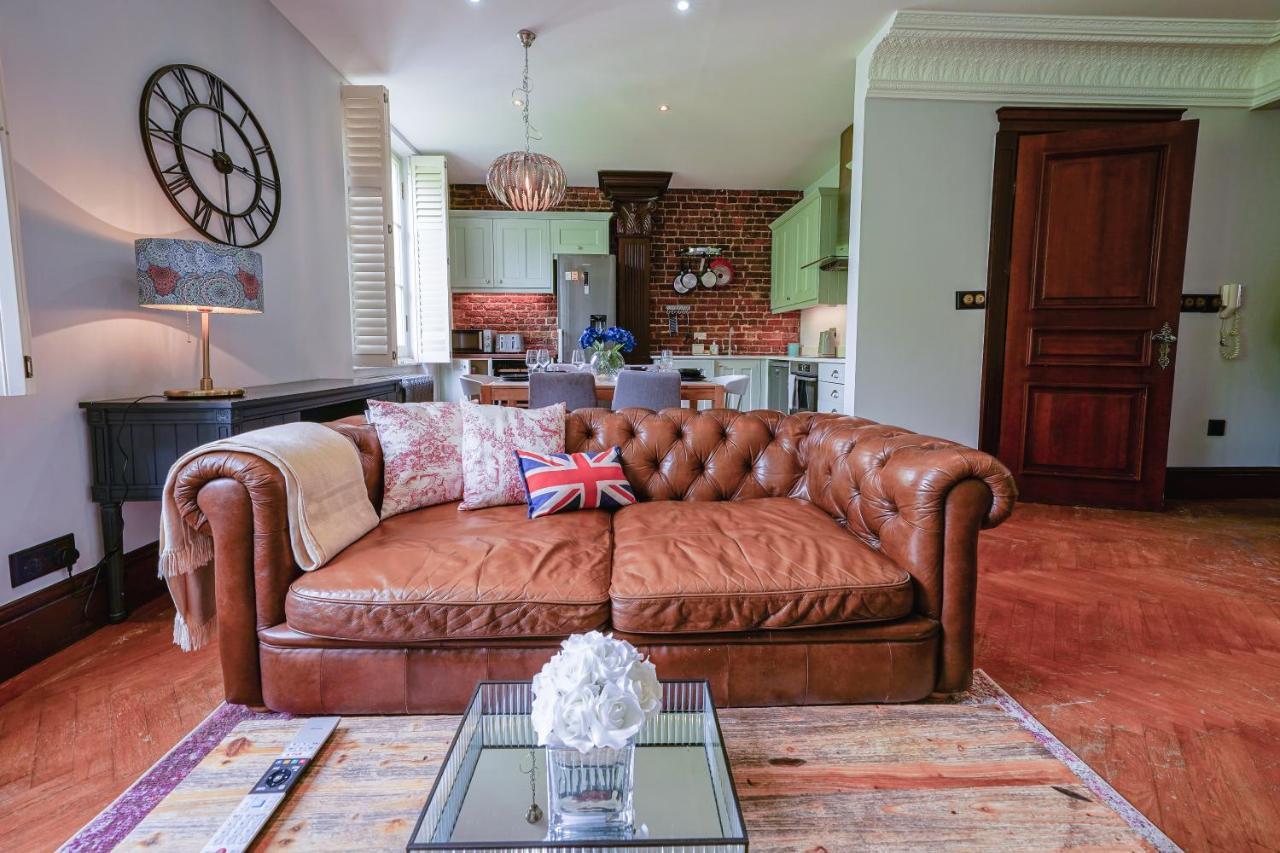 Classic Paddington 2-Bedroom Apartment ลอนดอน ภายนอก รูปภาพ