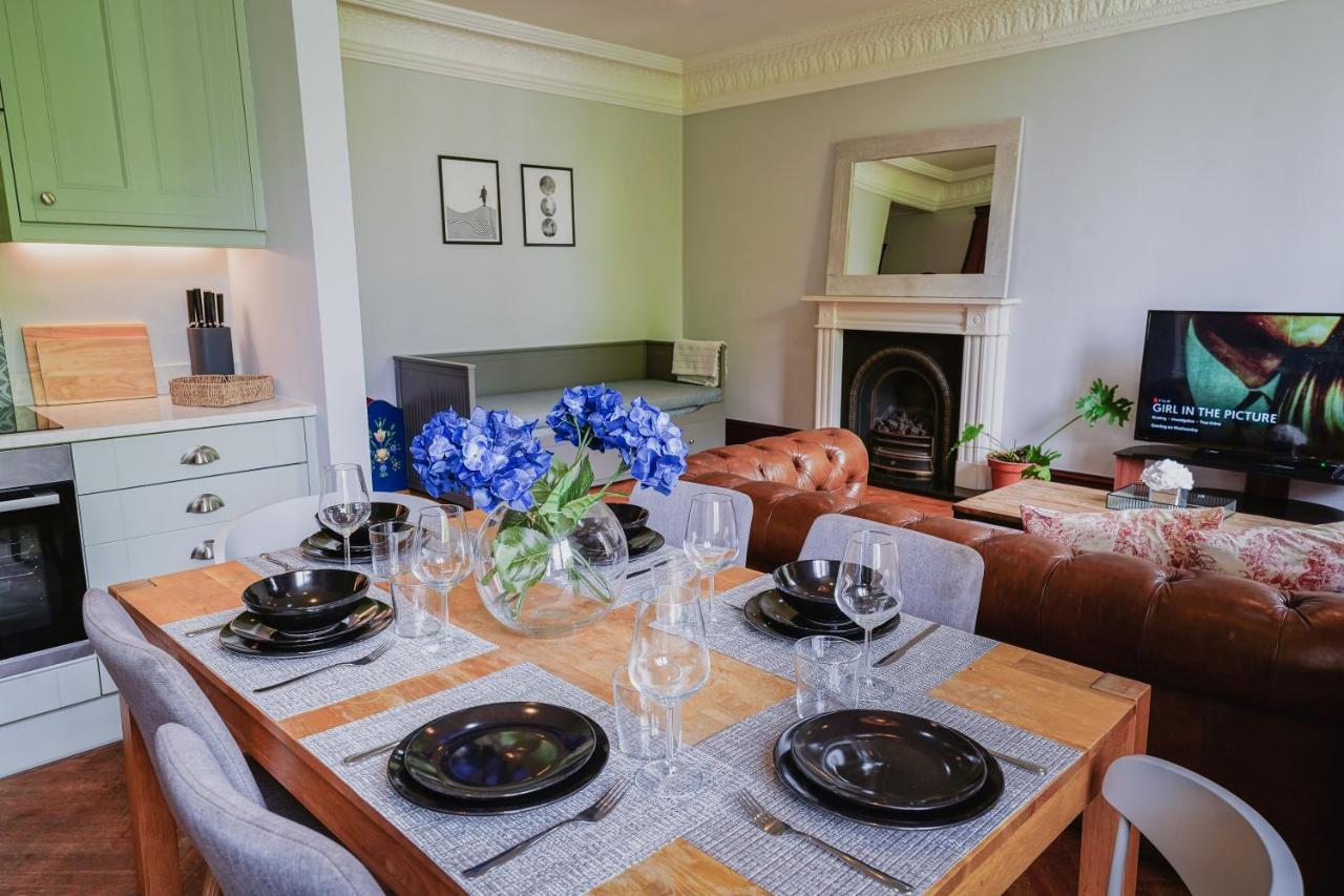 Classic Paddington 2-Bedroom Apartment ลอนดอน ภายนอก รูปภาพ